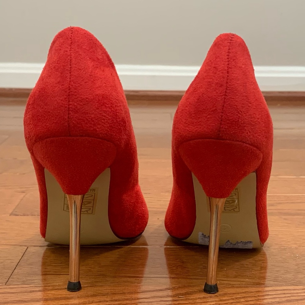 Shoes - Picture 6 of 6